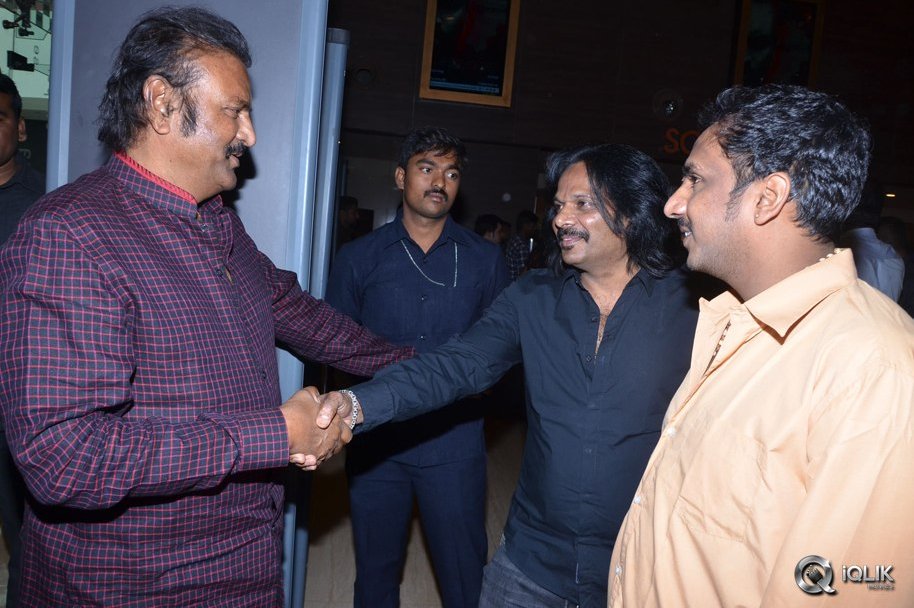 Luckkunnodu-Movie-Team-at-Forum-Sujana-Mall